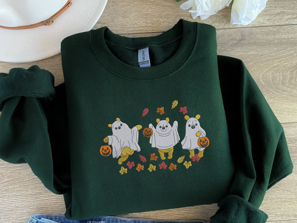 Retro Pooh Ghost Halloween Sweatshirt, Funny Pooh Ghost Embroidered Sweater, Vintage Fall Halloween Jumper, Spooky Season, Halloween Outfits