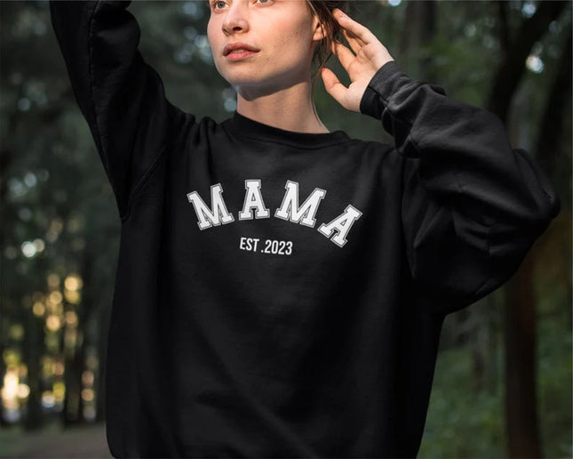 Comfort Colors Mama Crewneck Sweatshirt, Custom Date Mama Printed Womens Jumper, XS-4XL Sizes Comfy Pullover Mom Sweater, Mothers Day Gift