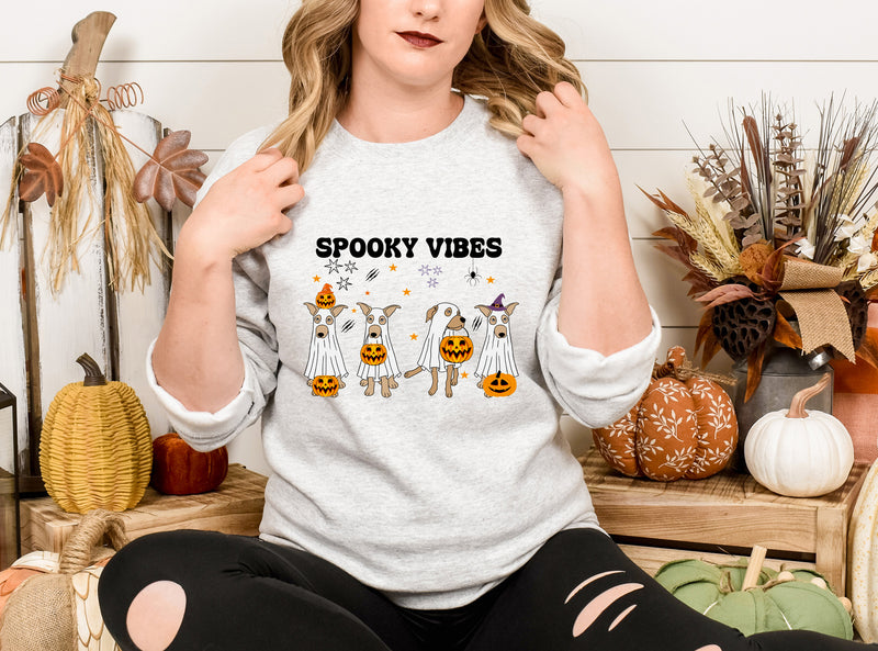 Retro Halloween Dogs Sweatshirt, Spooky Vibes Printed Sweater, Cure Halloween Ghost Dogs Jumper, Dog Lover Gifts, Gothic Dogs Halloween Tops