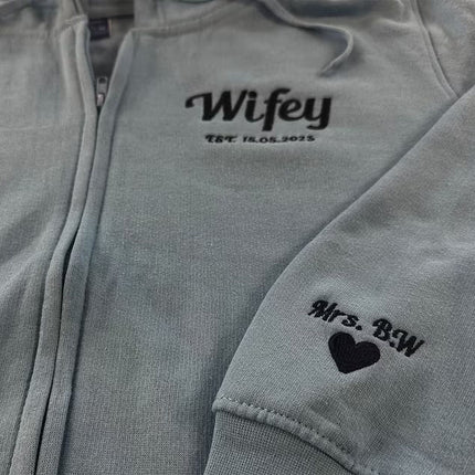 Wifey Embroidered Initial Zip Up Hoodie, Bride Sweater, Personalised Mrs Maid of Honour Hubby Jumper Bride and Groom Bachelorette Party Gift