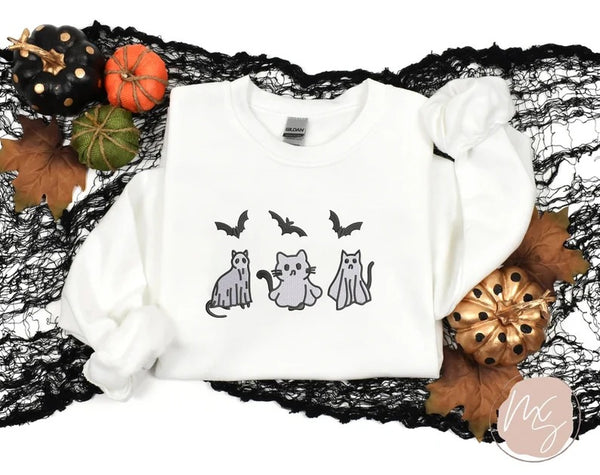 Halloween Ghost Cats Sweatshirt, Embroidered Halloween Bats Sweater, Vintage Fall Spooky Season Jumper, Cute Halloween Party Outfits Gifts