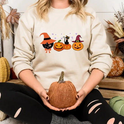 Vintage Halloween Black Cats Sweatshirt, Cats on Pumpkin Printed Sweater, Spooky Season Winking Pumpkin Jumper, Cat Lovers Halloween Outfits