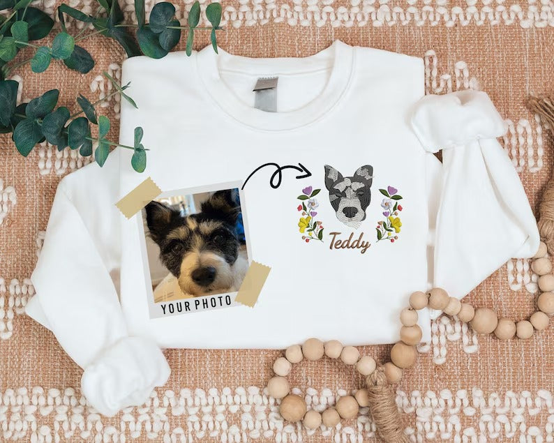 Custom Embroidered Dog Face Sweatshirt, Pet Portrait from Photo Jumper with Name, Personalised Pet Lover Sweatshirt, Memorial Christmas Gift