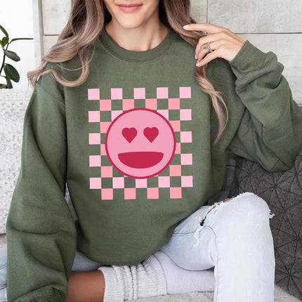 Valentines Day Smiley Face Sweatshirt, Retro Happy Face Sweater for Women, Valentines Day Checkered Printed Crewneck Jumper, Gifts for Her