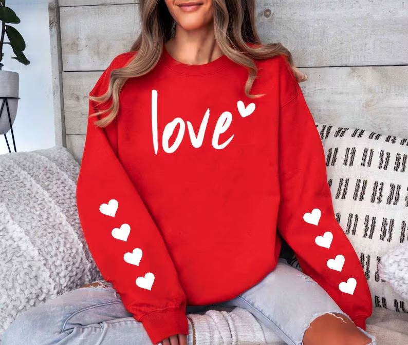 Valentine's Day Women Sweatshirt, Love Sweatshirt, Lover Hearts Printed Comfy Pullover Jumper, Girlfriend Valentine Crewnecks, Gifts for Her