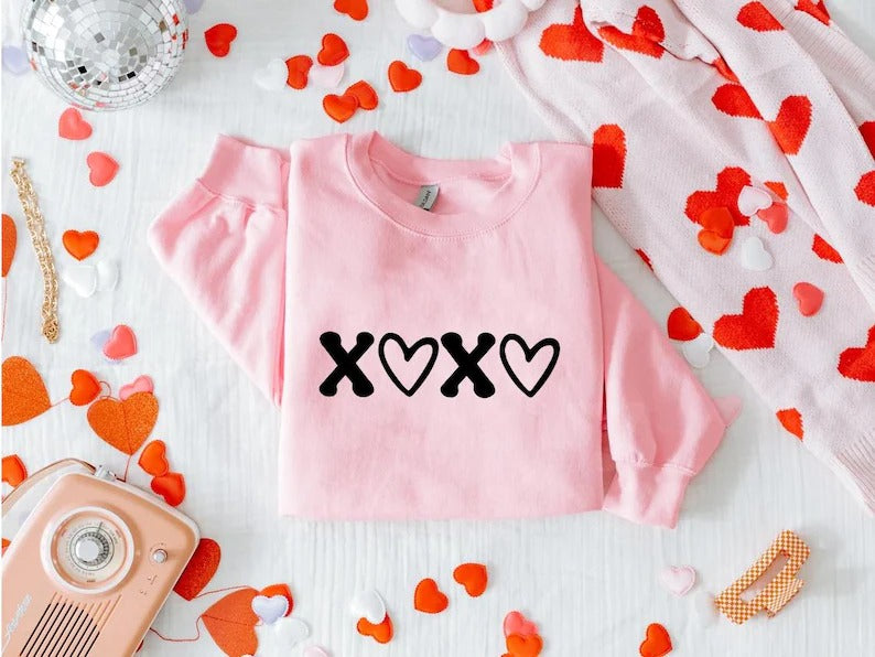 XOXO Valentines Crewneck Sweater, XOXO Crewneck Sweatshirt for Girlfriend, Cute Valentines Day Sweatshirt, Memorial Valentine Gift for Women