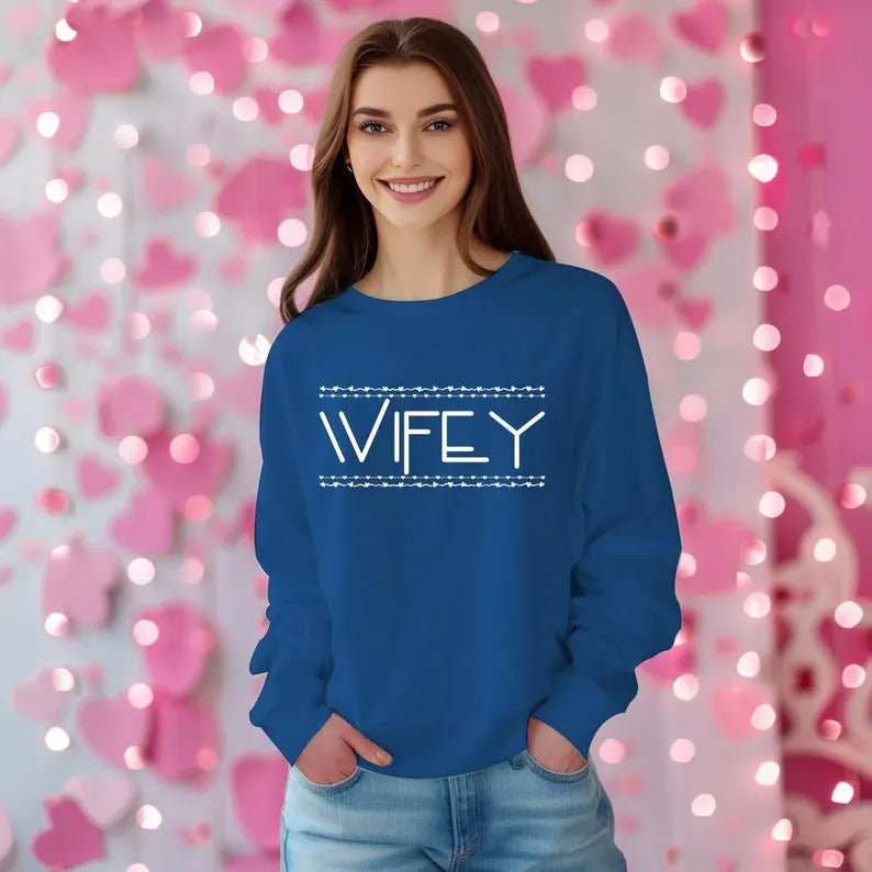 Valentines Wifey Hubby Sweatshirts, Couple Matching Valentines Day Printed Jumpers, Mr And Mrs Memorial Crewnecks, Newlyed Valentine's Gifts