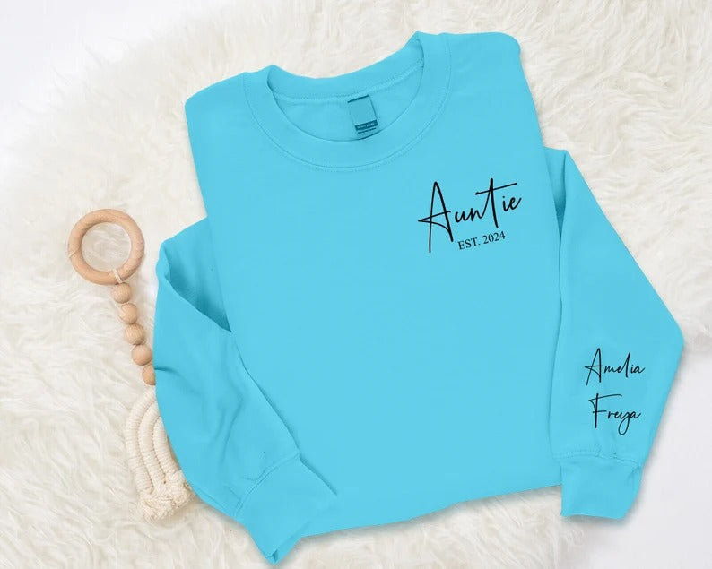 Personalised Sweatshirt for Mom Dad, Custom Mama Sweatshirt, Kids Name Printed On Sleeve Heart Sweater, Unisex Comfy XS-4XL Sizes Outfits