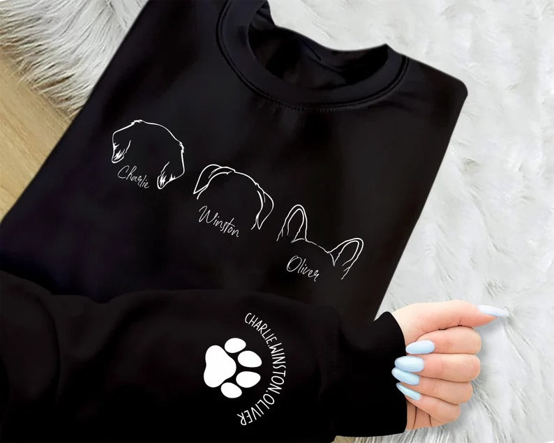 Dog Mom Custom Sweatshirt, Personalised Pet Names Printed Jumper, Dog Mama Dad Crewneck Sweater, Comfort Color Sizes XS-4XL Unisex Outfits