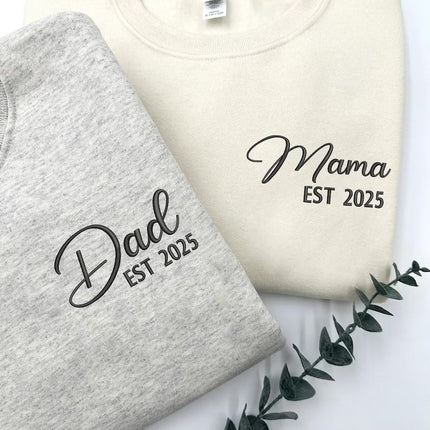 Matching Mom and Dad Embroidered Sweatshirt, Personalised Mom Dad Sweater, Kids Name on Sleeve Mama Jumper, Dad Crewneck, Mother's Day Gifts
