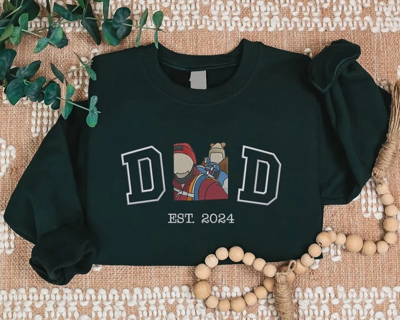 Personalised Photo Sweatshirt for Dad, Embroidered Sketch from Picture Jumper, Custom Dad Est Year Sweater, Family Matching Fathers Day Tops