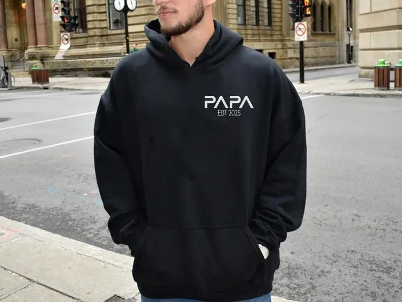 Personalised Papa Hoodie, Custom Dad Hoodies, Father’s Day Gift for Him, New Dad Gifts, Daddy Comfy Printed Jumpers, Baby Announcement Gifts