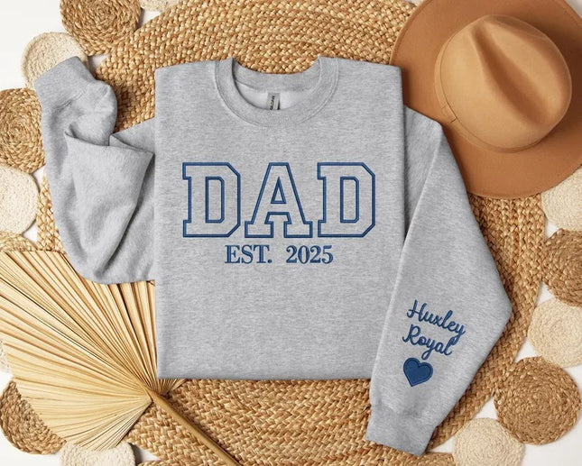 Embroidered Dad Sweatshirt, Personalized Kids Name on Sleeve, Gift for Dad, Father’s Day Gift, Dad Crewneck, New Dad Presents, Gifts for Him