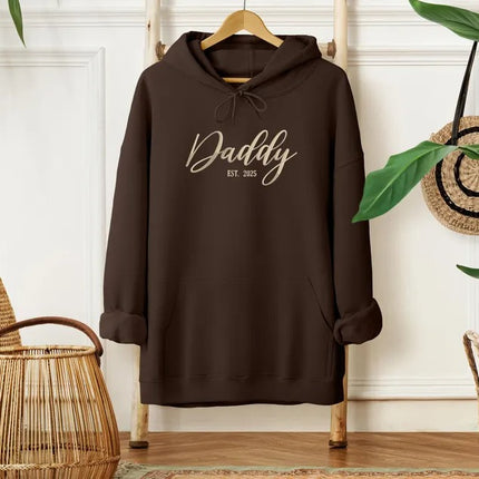 Embroidered Daddy Est 2025 Hoodies – New Dad Hoodie for First Father's Day Gifts for Him