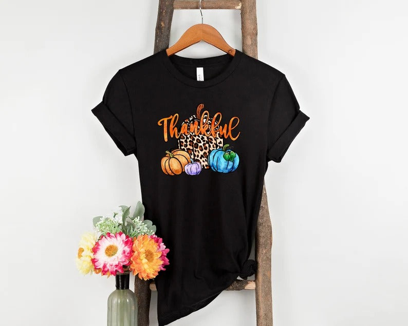 Love Fall Y'All Printed Shirt, Vintage Halloween Pumpkin Tee Shirt, Thanksgiving Peace Love Shirt, Fall Vibes Top, Halloween Clothing Gift