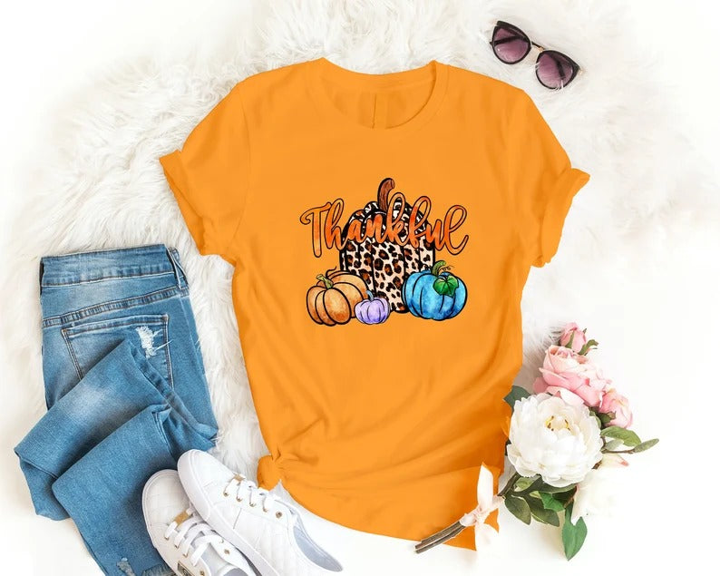 Love Fall Y'All Printed Shirt, Vintage Halloween Pumpkin Tee Shirt, Thanksgiving Peace Love Shirt, Fall Vibes Top, Halloween Clothing Gift