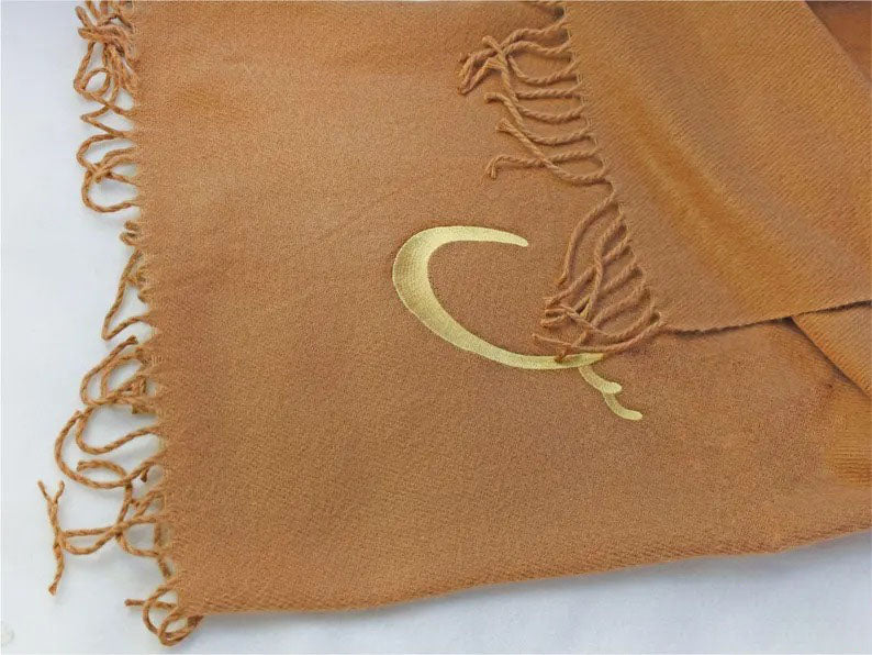 Personalised Arabic Initial Scarf, Embroidered initial Scarves, Classic Woven Warm Oversized Scarves, Winter Scarf, Birthday Gift For Wifey