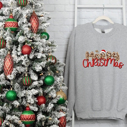 Merry Christmas Sweatshirt, Xmas Leopard Art Printed Crewneck Sweater, Retro Christmas Adults Kids Sizes Jumper, Unisex Tops, Xmas Eve Gifts